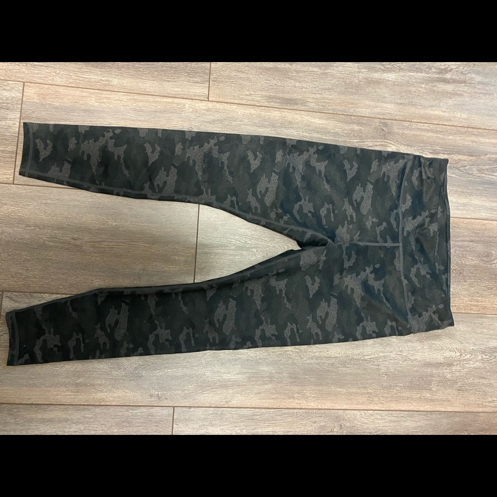 Fabletics camo leggings